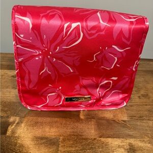 Tartan + Twine Floral Hanging Organizer